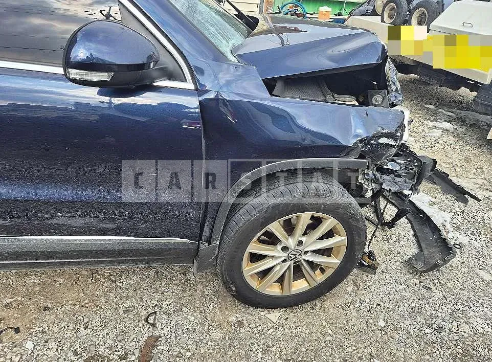 Photo 2 of 11: 2014 Volkswagen Tiguan 2.0 TDI Blue Motion — Korean insurance auction