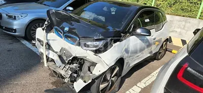 Photo 1 of 5: 2019 BMW i3 120AH Lux — Korean insurance auction