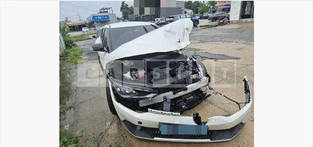 Photo 2 of 17: 2022 Kia EV6 Long Range Air — Korean insurance auction