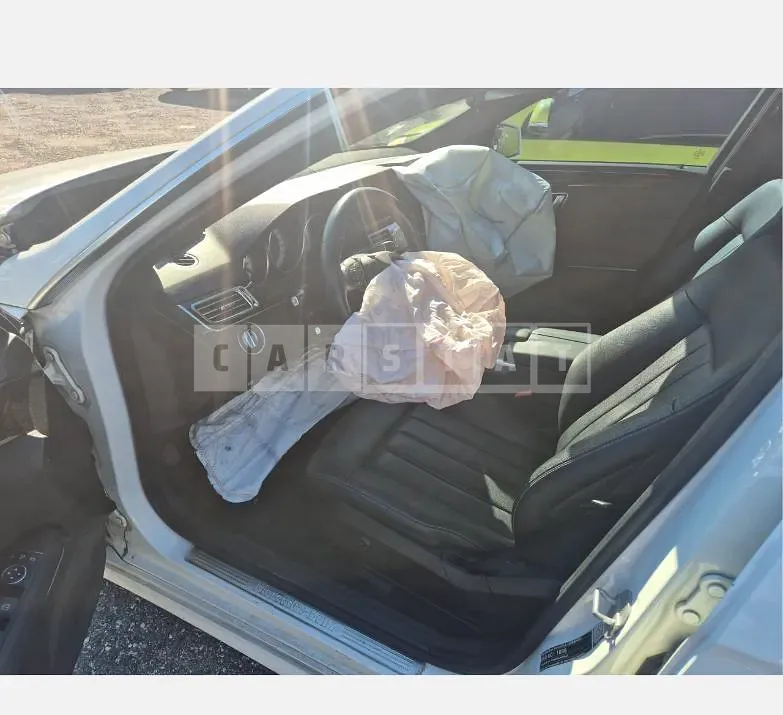 Photo 2 of 8: 2015 Mercedes-Benz E220 BlueTec — Korean insurance auction