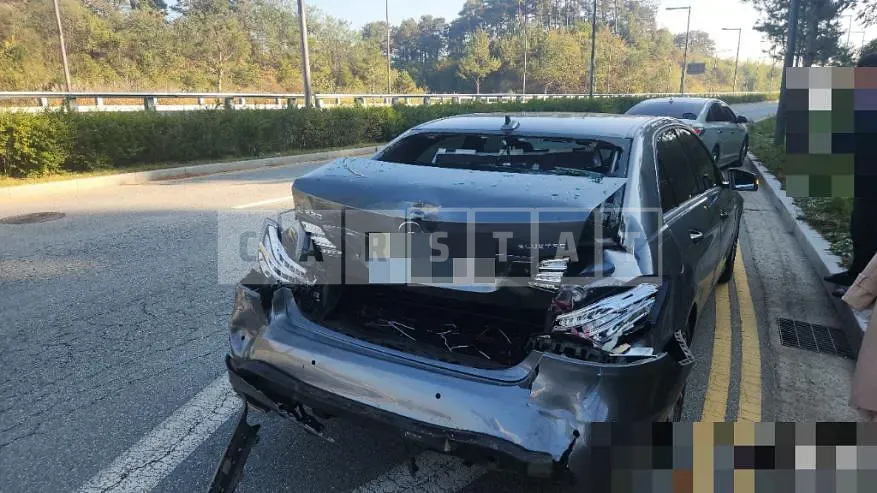 Photo 2 of 18: 2016 Mercedes-Benz E220 BlueTec — Korean insurance auction