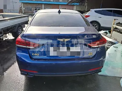 Photo 1 of 6: 2016 Genesis Dh — Korean insurance auction