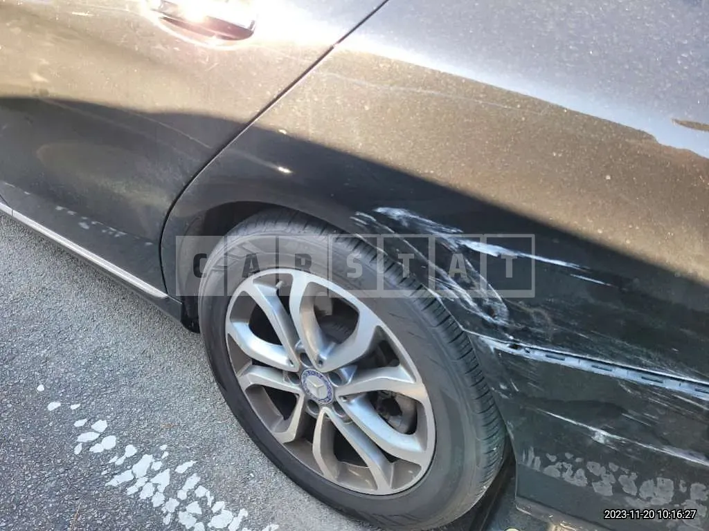 Photo 2 of 30: 2016 Mercedes-Benz C 220d, VIN WDDWF0EB7GR205006 — Korean insurance auction