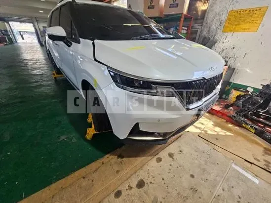 Photo 2 of 49: 2023 Kia Carnival — Korean insurance auction