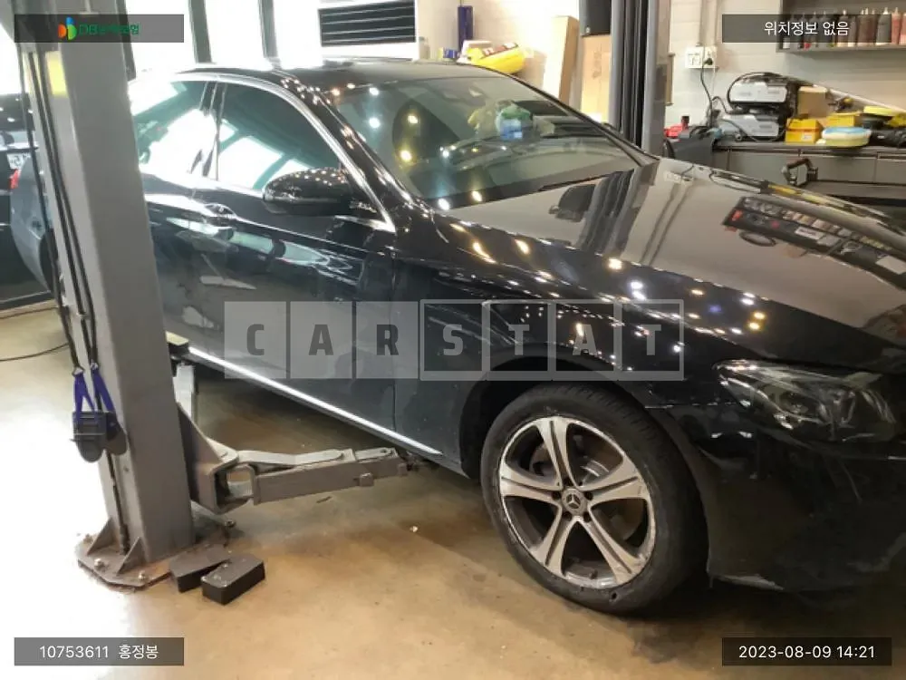Photo 2 of 19: 2017 Mercedes-Benz E220d, VIN WDDZF0EB6HA094266 — Korean insurance auction