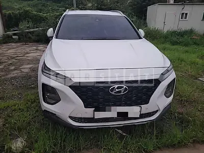 Photo 1 of 12: 2019 Hyundai Santa Fe, VIN KMHS581BDKU131055 — Korean insurance auction