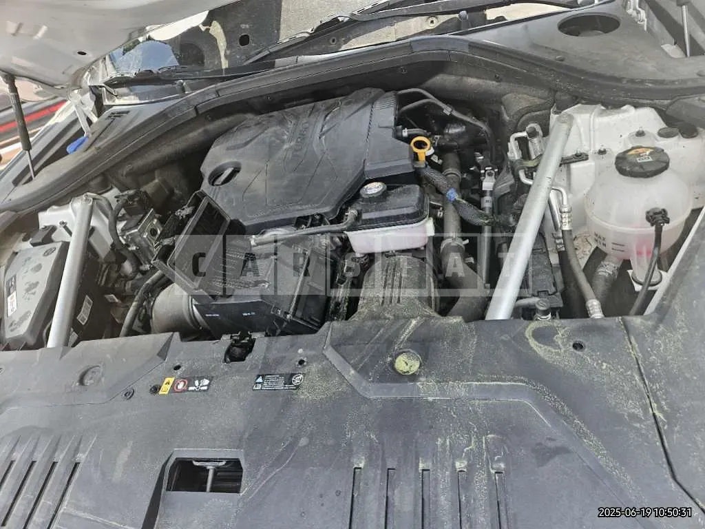 Photo 2 of 25: 2023 Genesis GV70 — Korean insurance auction