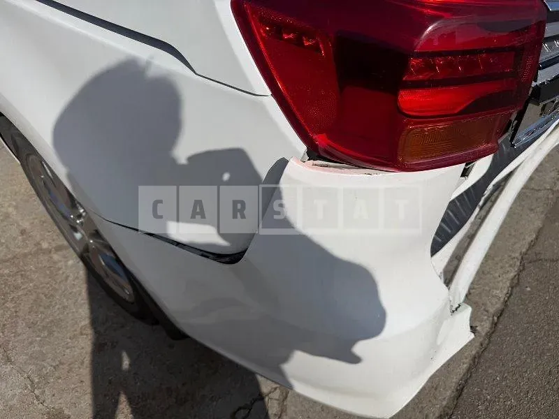 Photo 2 of 45: 2019 Kia Carnivals — Korean insurance auction