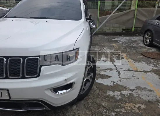 Photo 2 of 8: 2019 Jeep Zip Grand Cherokee — Korean insurance auction