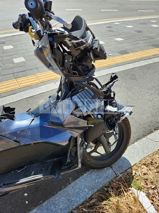 Photo 3 of 3: 2021 Honda (Two-Wheel) PCX125 — Korean insurance auction