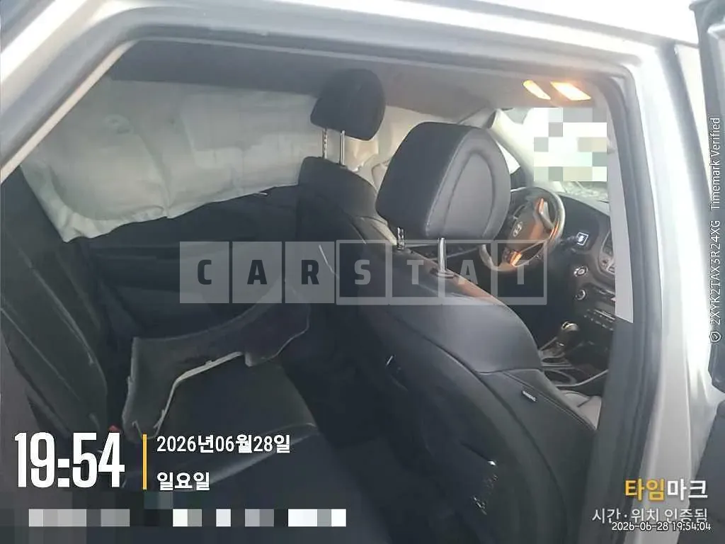Photo 2 of 7: 2015 Hyundai Tucson TL 1.7 — Korean insurance auction