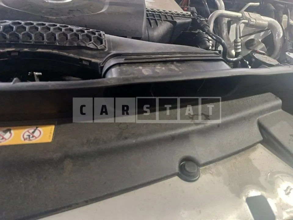 Photo 2 of 13: 2022 Mercedes-Benz E250 — Korean insurance auction
