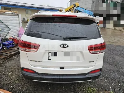 Photo 1 of 40: 2016 Kia Sorento 2.0 — Korean insurance auction