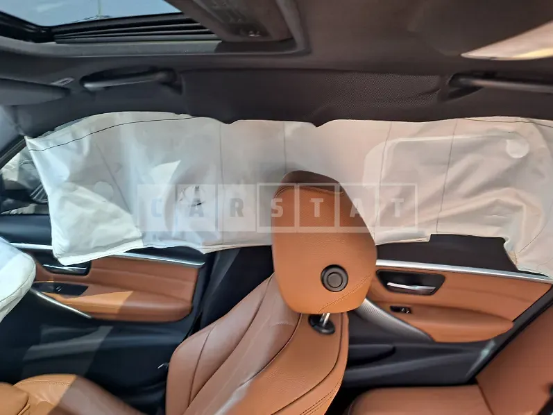 Photo 2 of 7: 2018 BMW 330i, VIN WBA8B9104JA539388 — Korean insurance auction