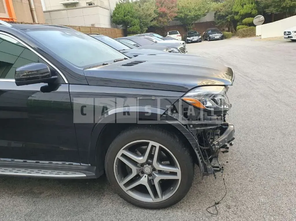 Photo 2 of 28: 2017 Mercedes-Benz GLS350d 4Matic, VIN WDCDF2EE4HA831646 — Korean insurance auction