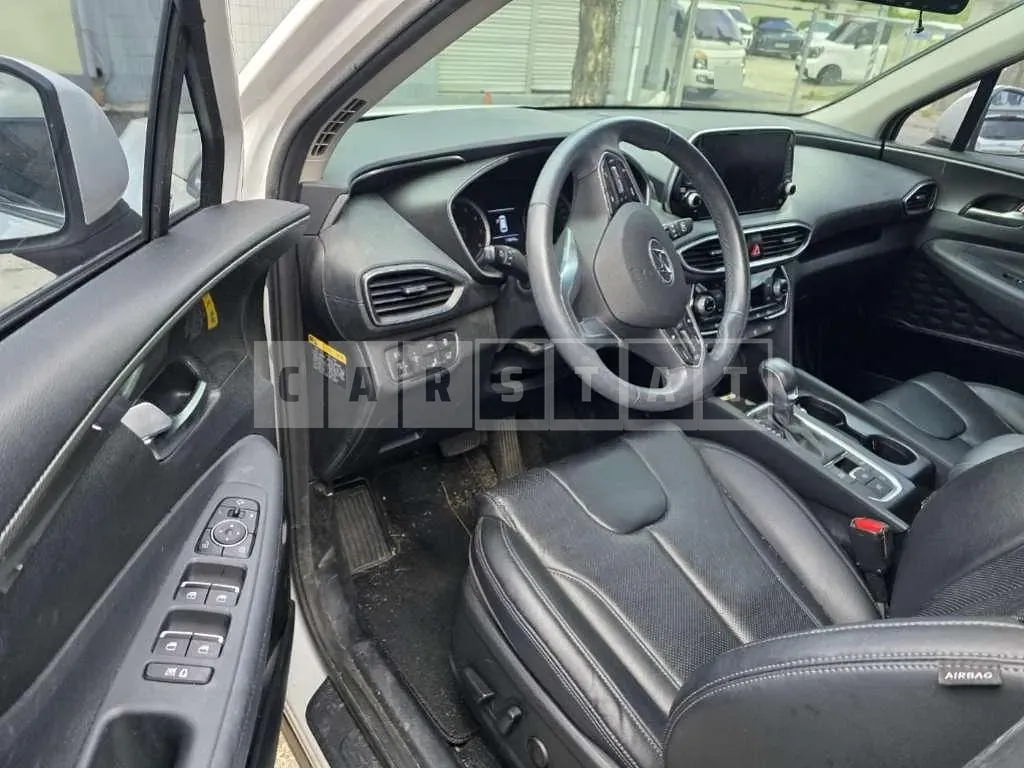 Photo 2 of 8: 2018 Hyundai Santa Fe TM — Korean insurance auction