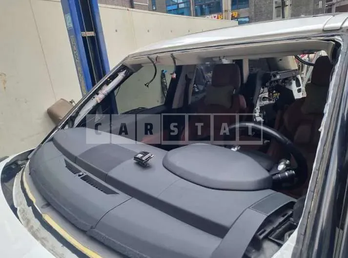 Photo 2 of 30: 2015 Land Rover Range Rover Sport 3.0d, VIN SALWA2KF2GA635044 — Korean insurance auction