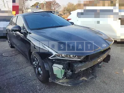 Photo 1 of 13: 2021 Kia K5 — Korean insurance auction