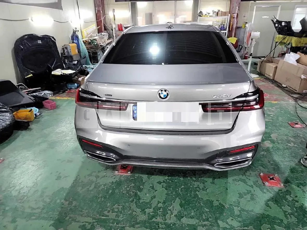Photo 2 of 3: 2022 BMW (parts) 730d xDrive Light — Korean insurance auction