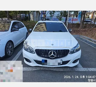 Photo 1 of 10: 2016 Mercedes-Benz E220 BlueTec — Korean insurance auction
