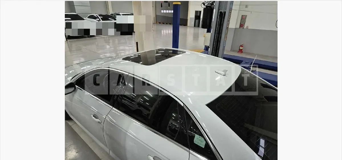Photo 2 of 23: 2018 Audi A4 35 TDI quattro — Korean insurance auction