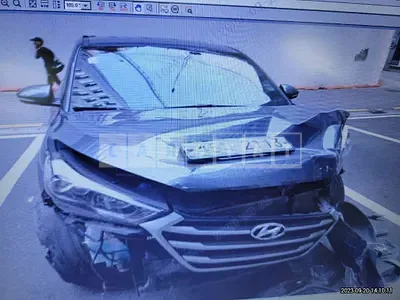 Photo 1 of 6: 2018 Hyundai Tucson, VIN KMHJ281ABJU641470 — Korean insurance auction