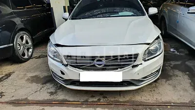 Photo 1 of 15: 2015 Volvo C60 Sg, VIN YV1FS73BDF2358205 — Korean insurance auction