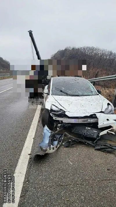 Photo 1 of 16: 2021 Tesla Model 3 Long Range — Korean insurance auction