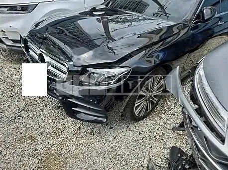Photo 2 of 17: 2019 Mercedes-Benz E350 4Matic — Korean insurance auction