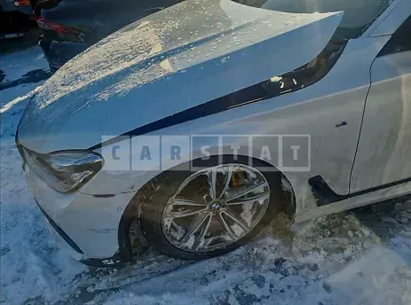 Photo 2 of 9: 2017 BMW 740d xDrive, VIN WBA7C6101HG759067 — Korean insurance auction