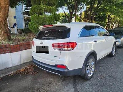 Photo 1 of 16: 2016 Kia Sorento — Korean insurance auction