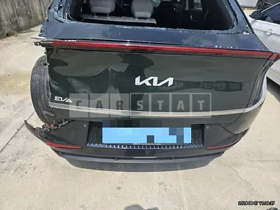 Photo 1 of 18: 2022 Kia EV6 (4WD) — Korean insurance auction