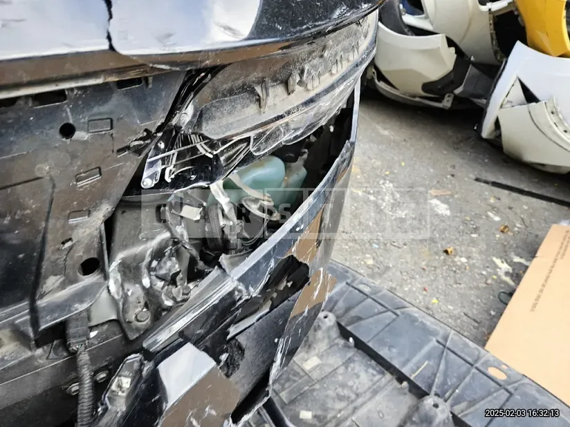 Photo 2 of 21: 2016 Chevrolet Impala — Korean insurance auction