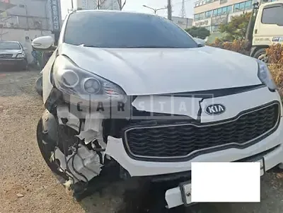 Photo 1 of 15: 2018 Kia Sportage — Korean insurance auction
