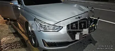 Photo 1 of 7: 2016 Genesis EQ900 3.3 — Korean insurance auction