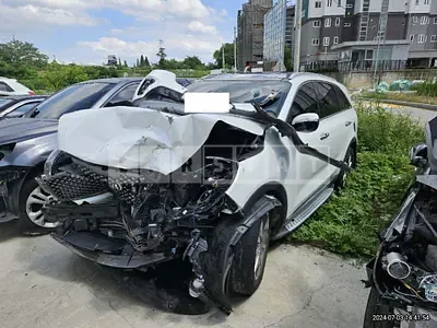 Photo 1 of 15: 2016 Kia Sorento — Korean insurance auction