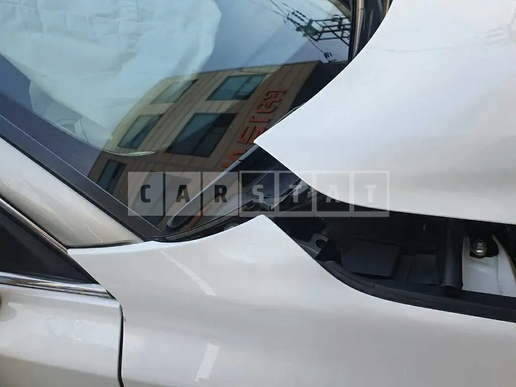 Photo 2 of 23: 2018 Lexus CT200h, VIN JTHKD5BHXJ2321044 — Korean insurance auction