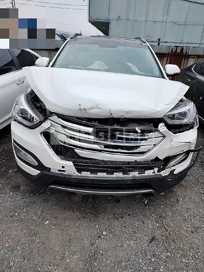 Photo 1 of 21: 2014 Hyundai Santa Fe, VIN KMHSW81UDFU434561 — Korean insurance auction
