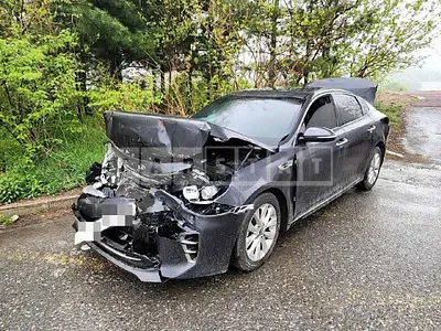 Photo 1 of 12: 2015 Kia K5 2.0, VIN KNAGX411BGA038230 — Korean insurance auction