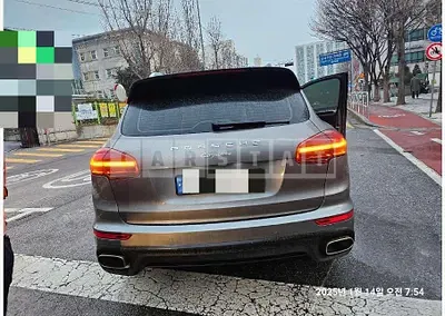 Photo 1 of 76: 2015 Porsche Cayenne Diesel — Korean insurance auction