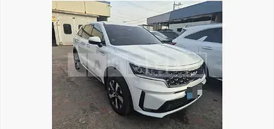 Photo 1 of 38: 2023 Kia Sorento, VIN KNARK81FGPA225354 — Korean insurance auction