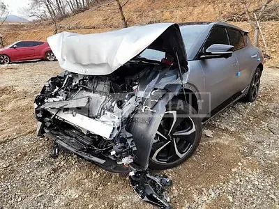 Photo 1 of 12: 2021 Kia EV6 Long Range — Korean insurance auction