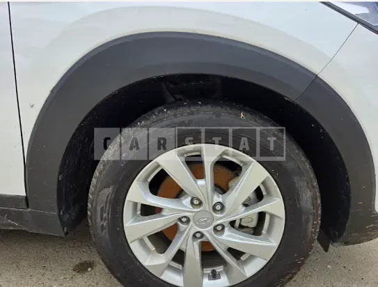 Photo 2 of 16: 2019 Hyundai Tucson — Korean insurance auction