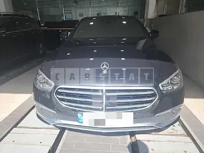 Photo 1 of 29: 2021 Mercedes-Benz E300 e 4Matic — Korean insurance auction