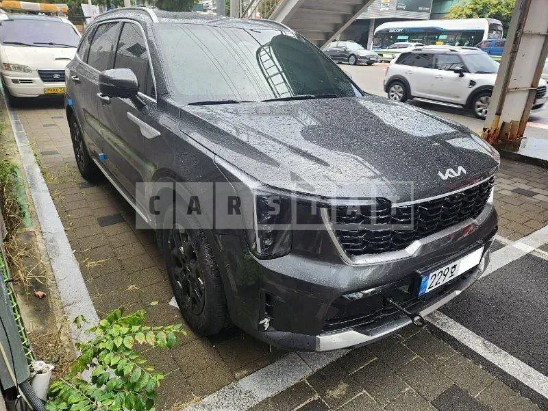 Photo 2 of 26: 2024 Kia Sorento Hybrid, VIN KNARH81GBRA325643 — Korean insurance auction