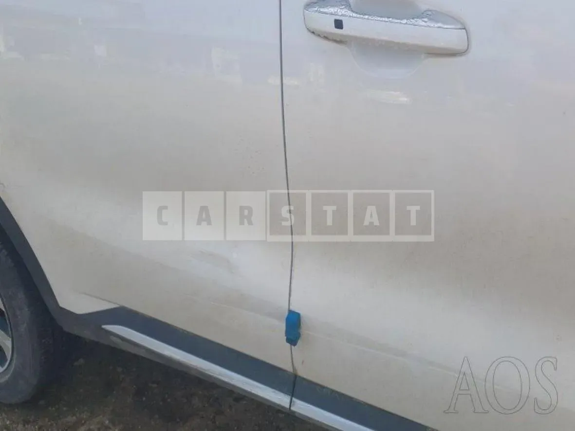 Photo 2 of 15: 2020 Kia Sorento, VIN KNARH81BGMA067222 — Korean insurance auction