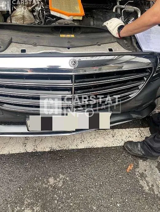 Photo 2 of 18: 2017 Mercedes-Benz E220 d 4Matic, VIN WDDZF0FBXHA257578 — Korean insurance auction