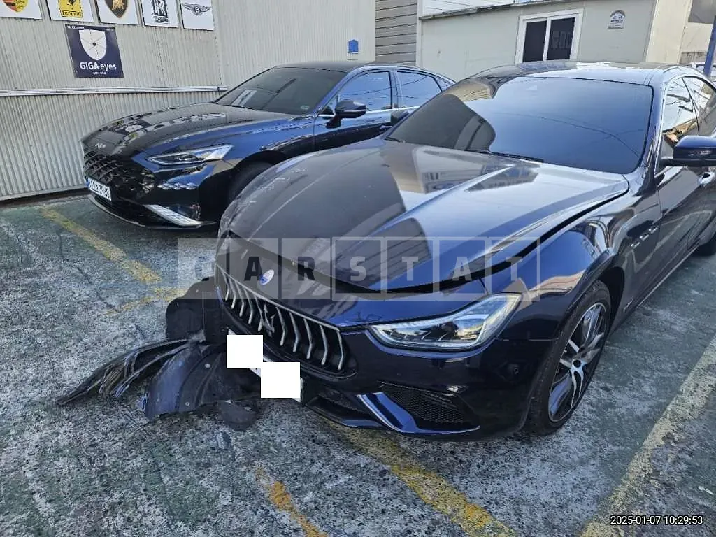 Photo 2 of 22: 2020 Maserati N/a, VIN ZAM57XSGXL1342988 — Korean insurance auction