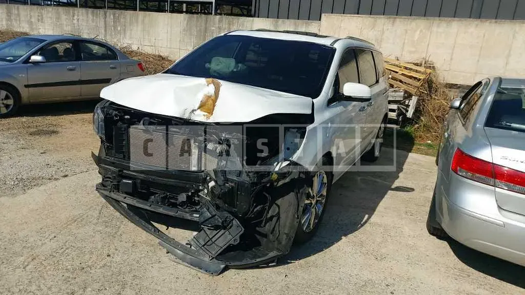 Photo 2 of 11: 2020 Kia Carnivals — Korean insurance auction