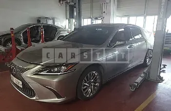 Photo 2 of 21: 2019 Lexus ES300h, VIN JTHB21B13K2038973 — Korean insurance auction